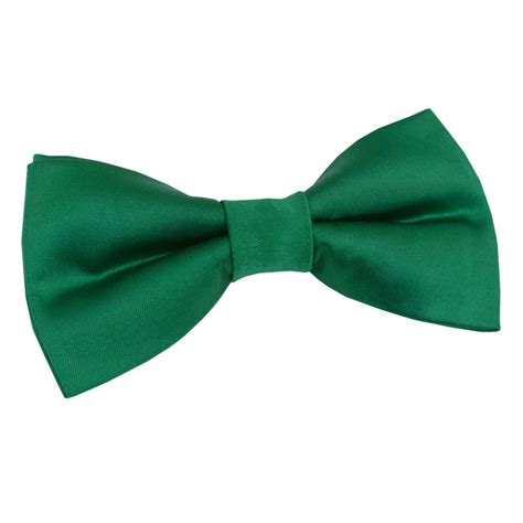 Silk satin bow tie in Green for Men 